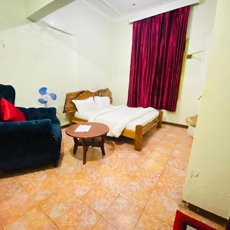Afro Smile Hotel And Guest House-จินจา ภายนอก รูปภาพ