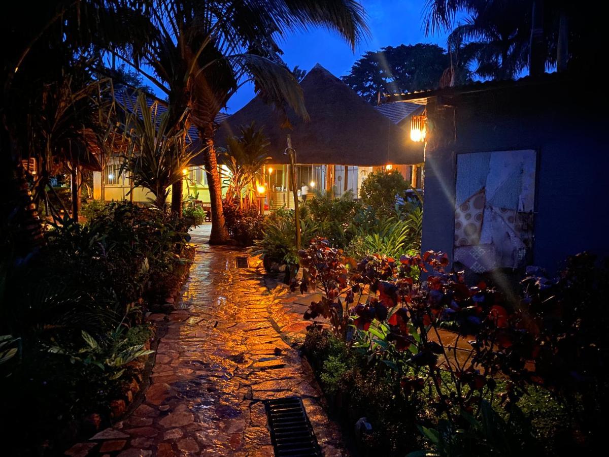 Afro Smile Hotel And Guest House-จินจา ภายนอก รูปภาพ