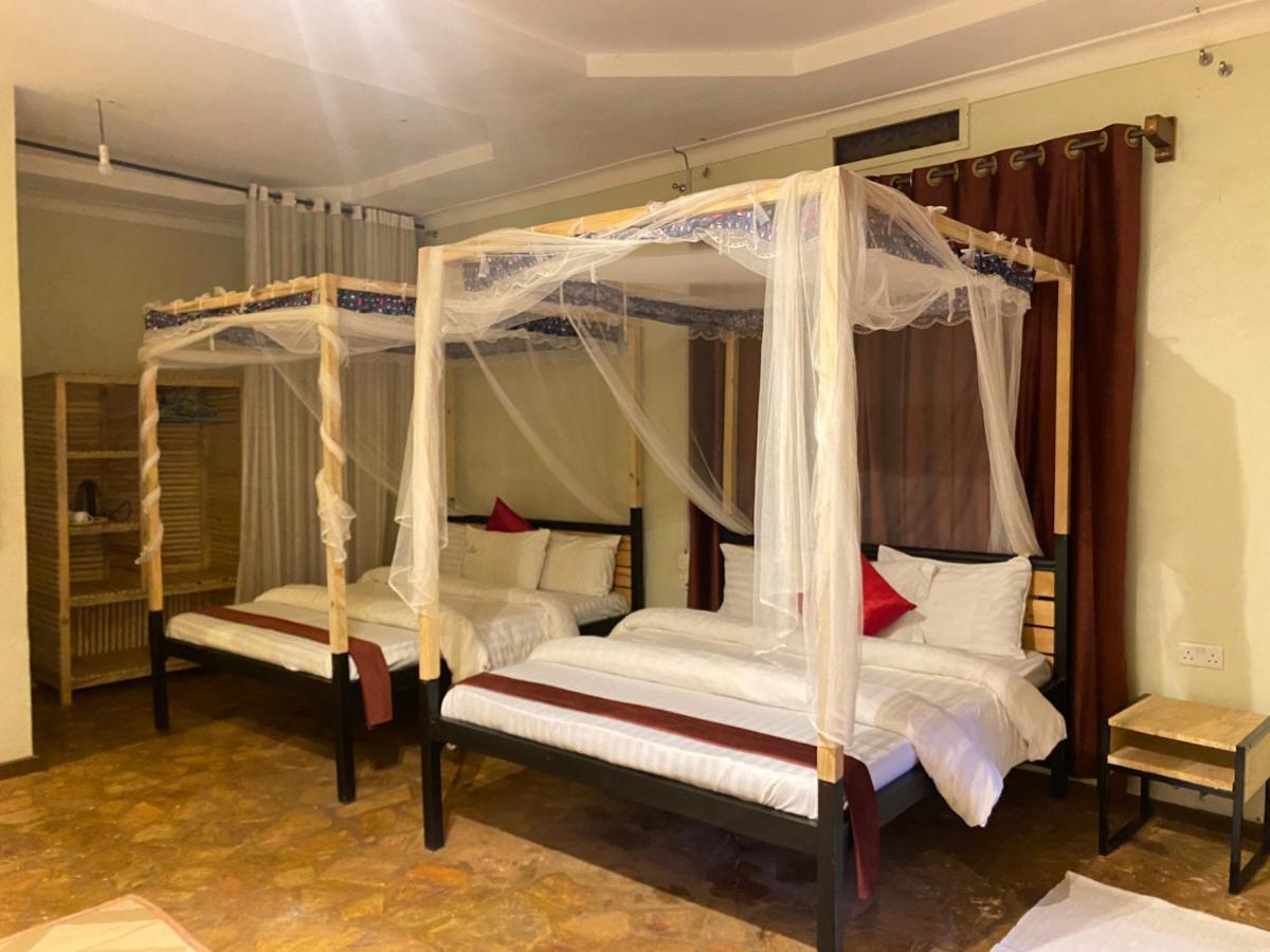 Afro Smile Hotel And Guest House-จินจา ภายนอก รูปภาพ